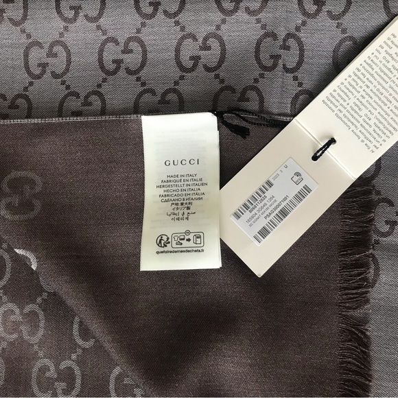 BNWT AUTHENTIC GUCCI SCARF🤎 - Picture 6 of 8